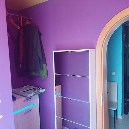 Grosses Zimmer Bad Kueche Wohnzimmer Terasse Garten Zentral Ruhig Landsberg am Lech Buitenkant foto