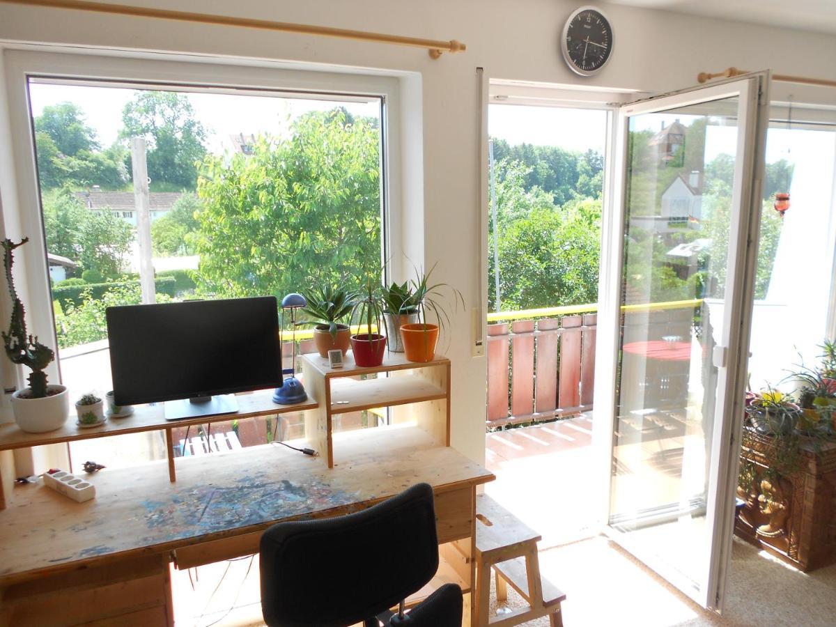 Grosses Zimmer Bad Kueche Wohnzimmer Terasse Garten Zentral Ruhig Landsberg am Lech Buitenkant foto